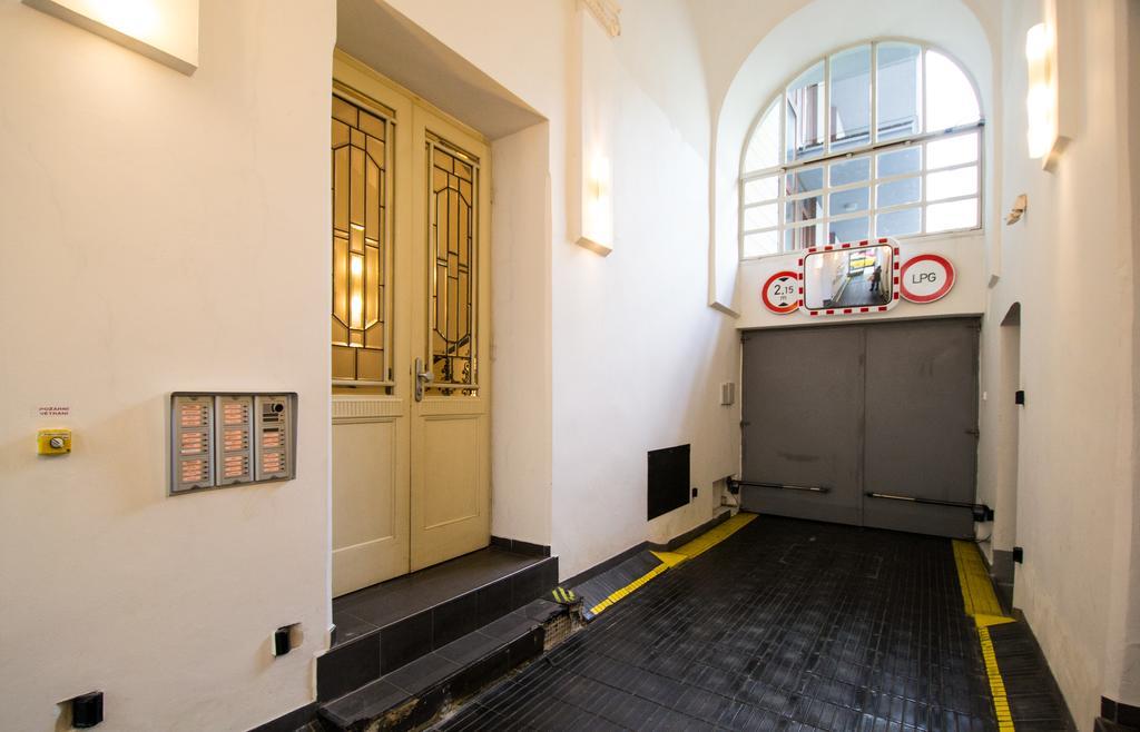National Museum Apartment By Ruterra Prague Extérieur photo